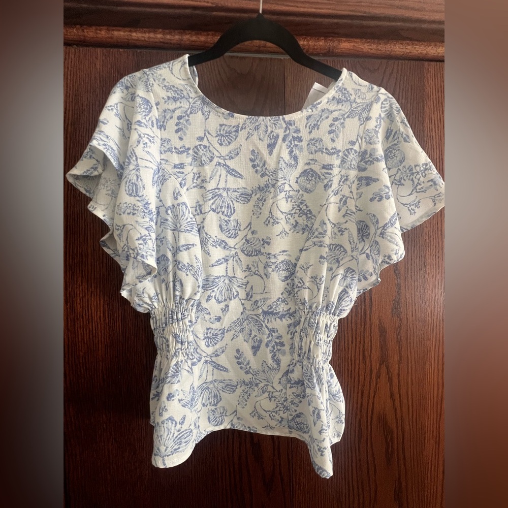 Kori Blue and White Floral Blouse - new with out  tag
